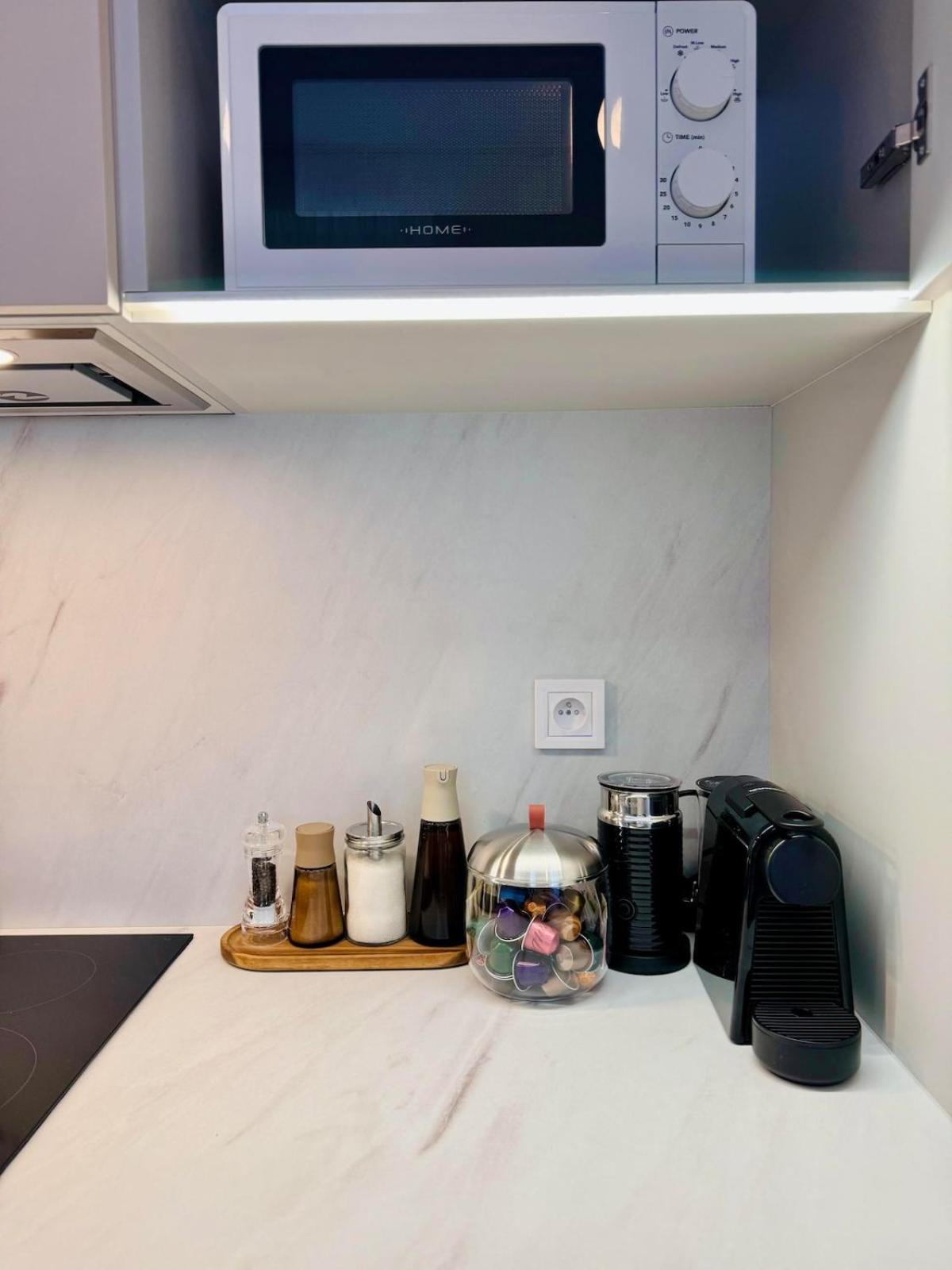 Luxemi Apartments I City Center Premium Studio براغ المظهر الخارجي الصورة
